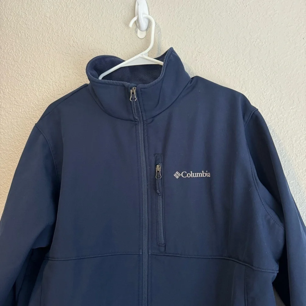 Men’s Navy Columbia Jacket